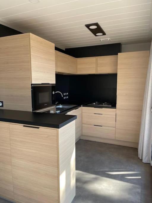 Chalet A Louer - 52M2 - Landes แซงต์-จอร์-เดอ-มาเร็มม์ ภายนอก รูปภาพ